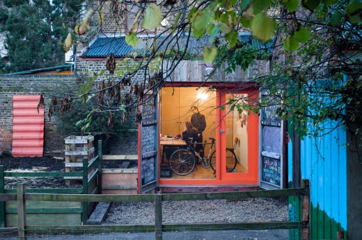 Magnificent_container-West-Exterior-Dusk1